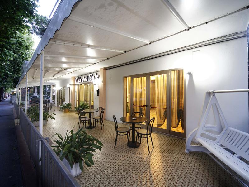 Hotel Villa Del Sole Римини Екстериор снимка